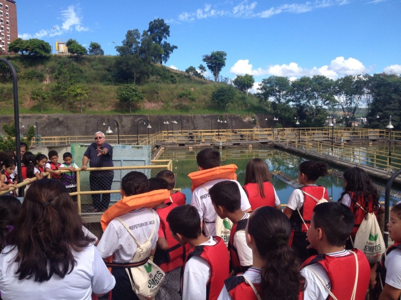 ESTAÇÃO DE TRATAMENTO DE ÁGUA DO SAAE RECEBE VISITA DOS ALUNOS DA ESCOLA MUNICIPAL VERANO CÂMARA 