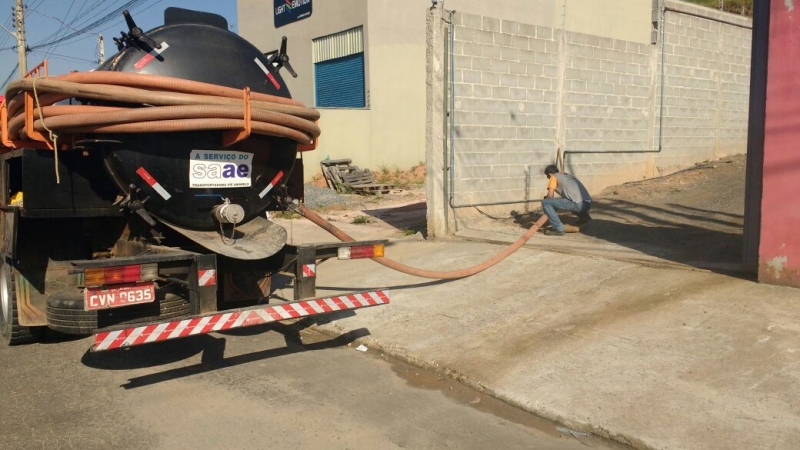 17/06/16 - SAAE retoma o serviço de limpa fossa em residências nesta segunda-feira