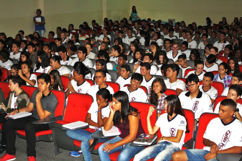 SAAE leva uso racional da água para alunos da rede pública