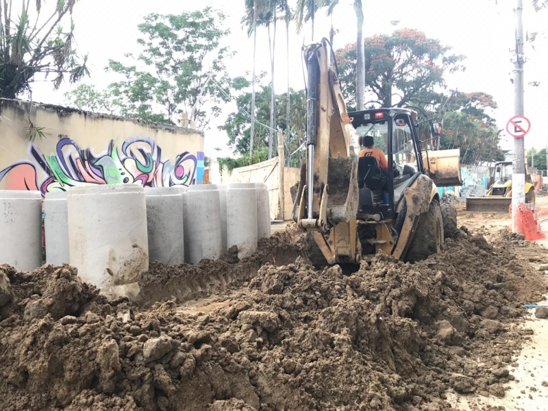 SAAE AVANÇA COM OBRAS NA CIDADE