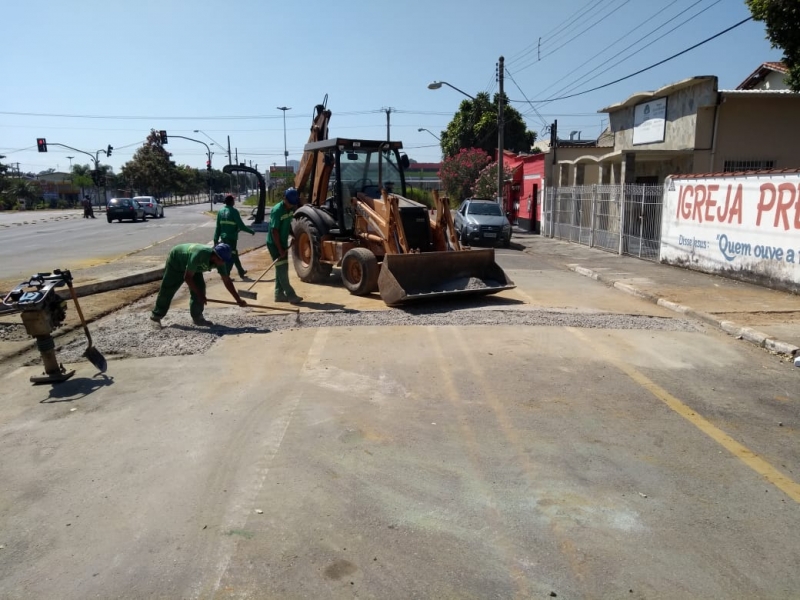 SAAE CONCLUI OBRA DE ÁGUA NA RUA CARLOS HANDORF