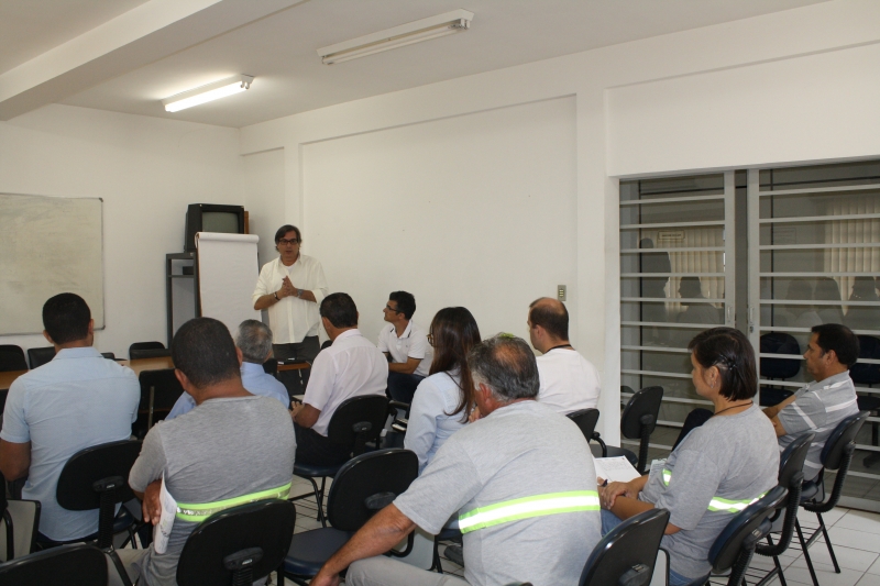 PROBLEMA TÉCNICO EM BOMBA AFETA ABASTECIMENTO DE ÁGUA EM JACAREÍ