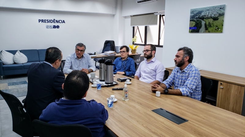 Jacareí recebe visita de representantes do DAE-MT para conhecer estrutura de tratamento de água e esgoto