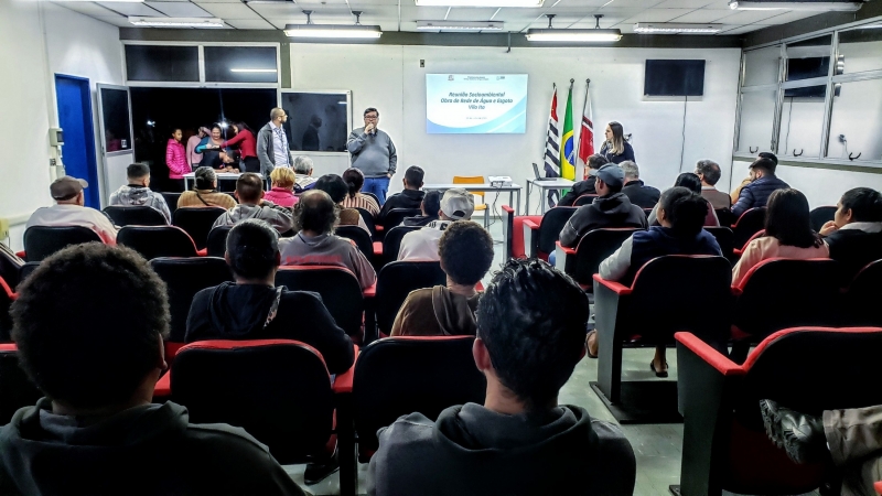 Encontro com moradores do Vila Ita esclarece detalhes das obras de saneamento básico no bairro