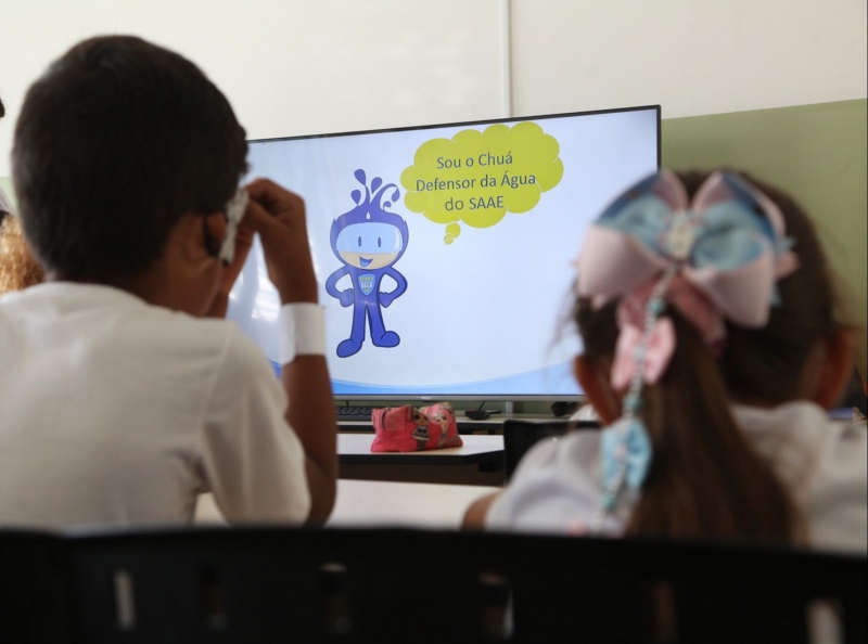 SANEAMENTO EM SALA DE AULA! SAAE RETOMA ATIVIDADES DE EDUCAÇÃO AMBIENTAL NAS ESCOLAS