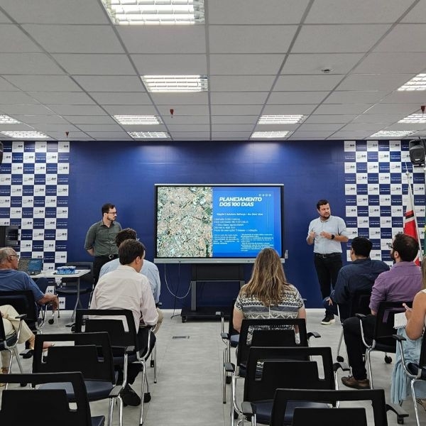 Assinada ordem de serviço para  licitação de nova adutora reforço